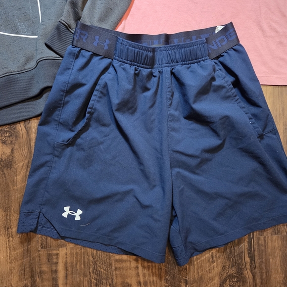 Under Armour Bundle Sweat Shirt T-Shirt And Shorts All Size Medium - Picture 5 of 8